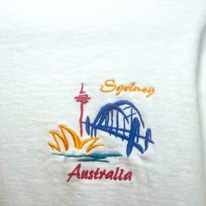 Vintage Embroidered Sydney Australia T-shirt Mens XL